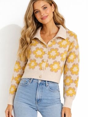 🌻Beige & Yellow Floral Collared Button-Front Cropped Cardigan Sweater